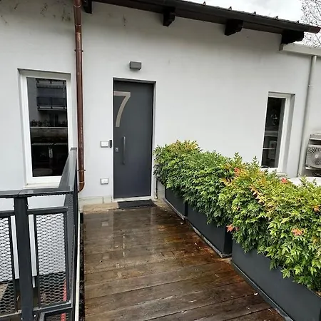 Resto 7 Apartment